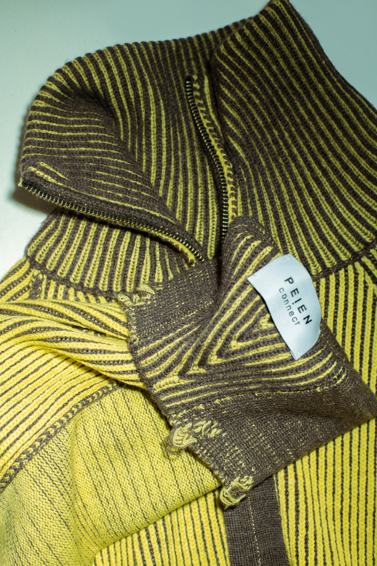 リバーシブル Zip knit coat　’新色’